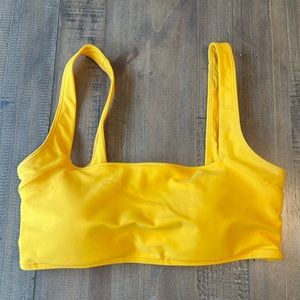 Summersalt bikini top, mango, size 6